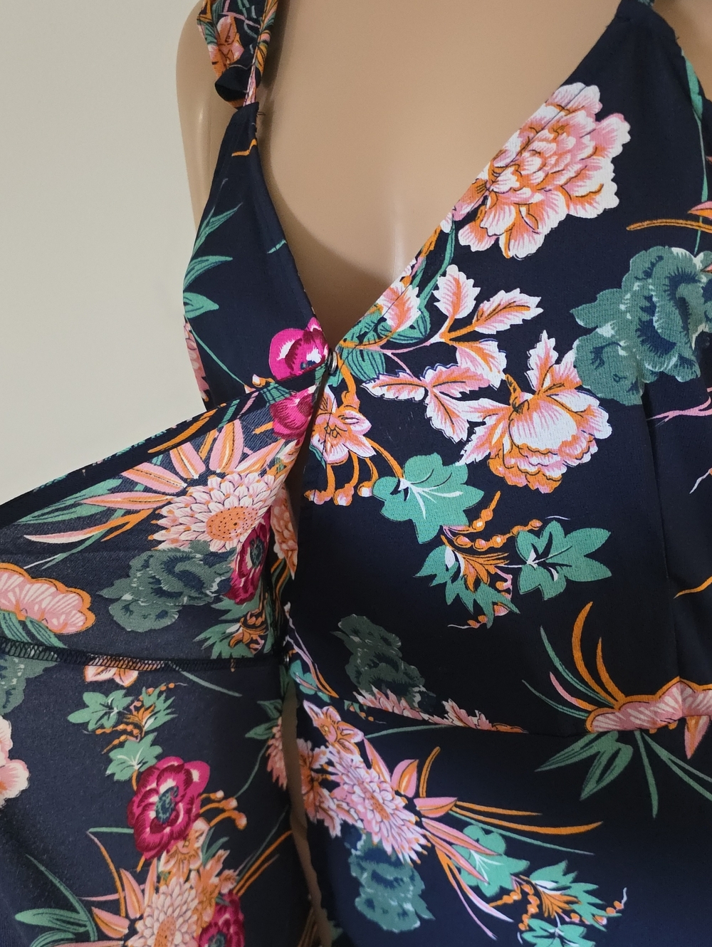 Pink Lily Wrap Dress Size Small - Picture 5 of 9